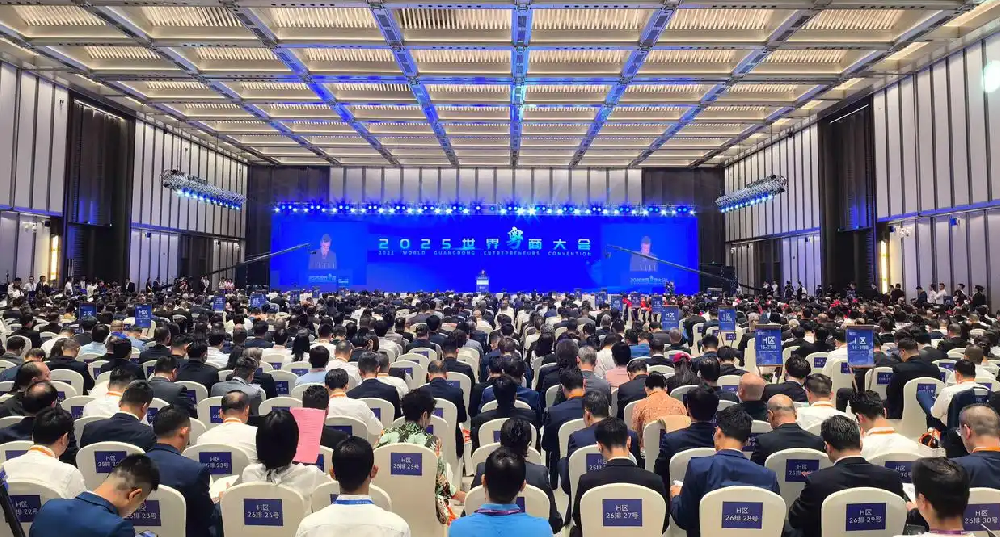 喜報(bào)！沃德精密董事長(zhǎng)任向陽榮獲“廣東省非公有制經(jīng)濟(jì)人士?jī)?yōu)秀中國(guó)特色社會(huì)主義事業(yè)建設(shè)者”稱號(hào)